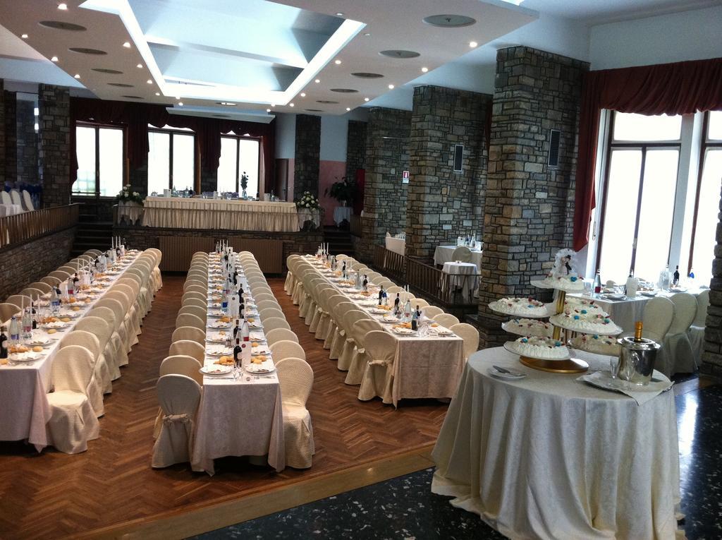 Hotel Piemonte Lanzo Torinese Exterior photo
