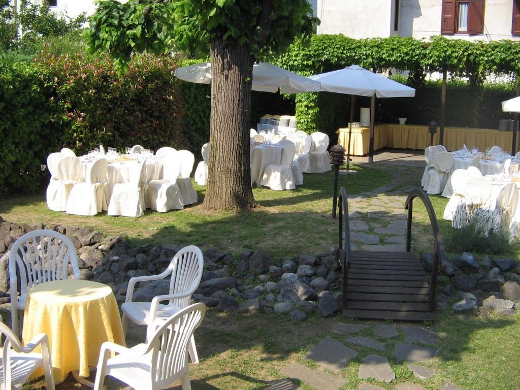 Hotel Piemonte Lanzo Torinese Exterior photo